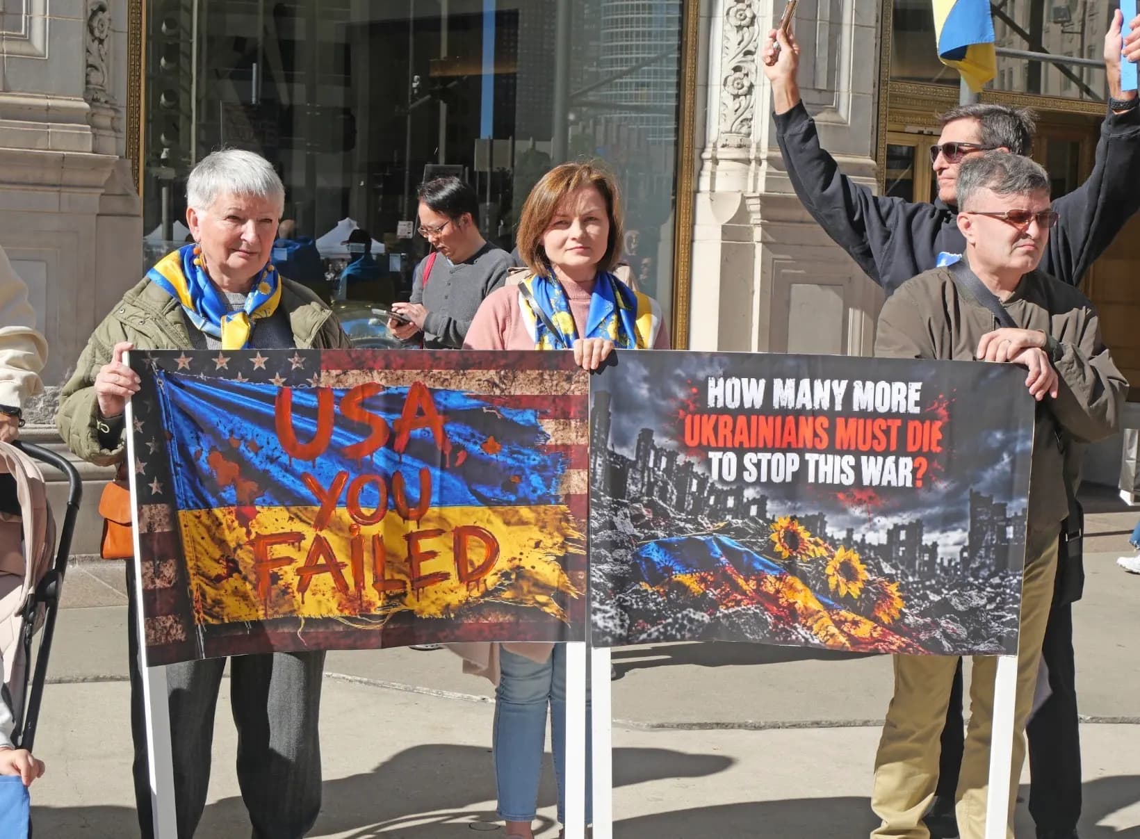 Protest in Chicago: Supporting Russia Equals Genocide of Ukrainians