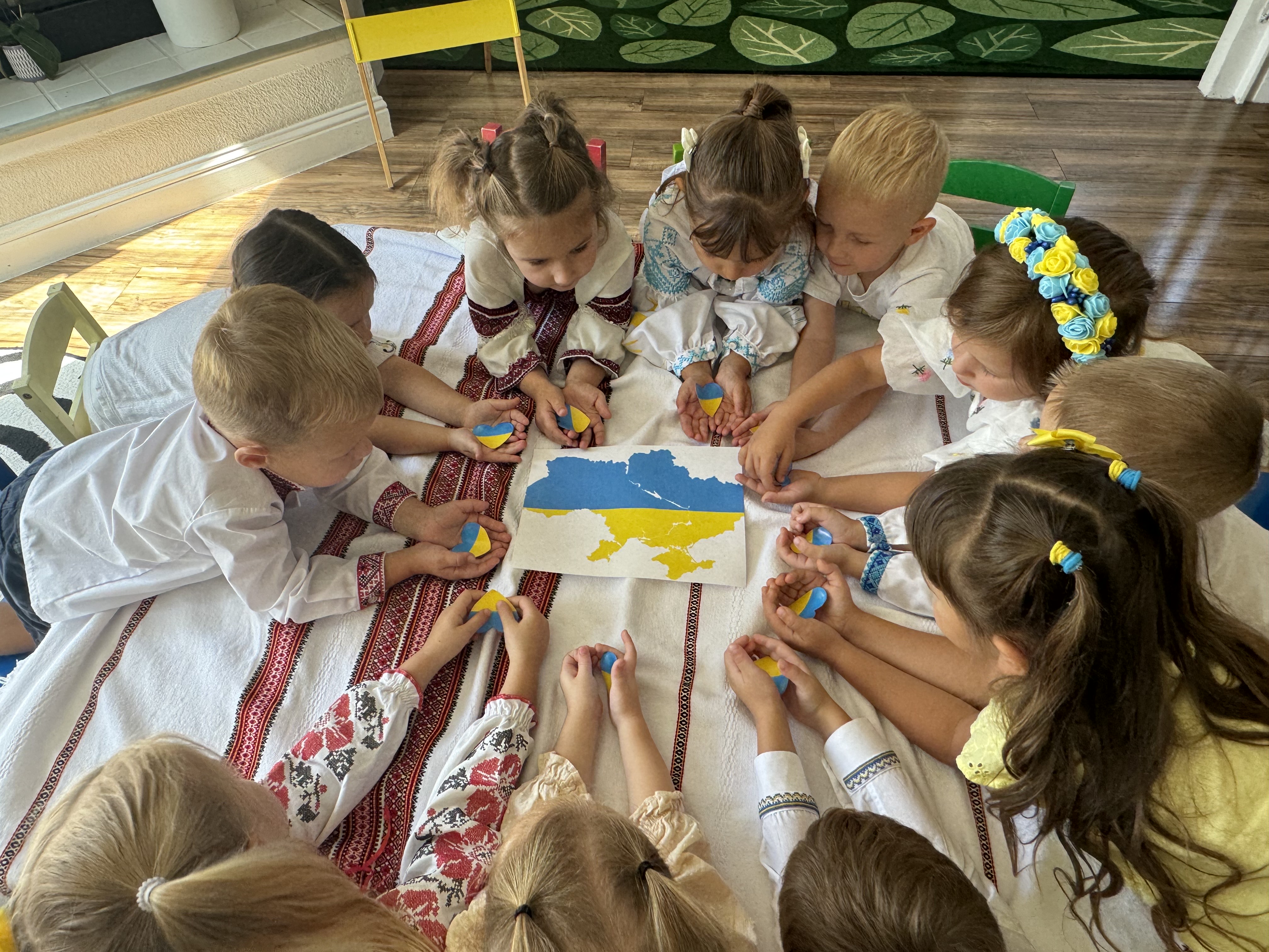 Ukrainian children in the US: How we preserve our identity?