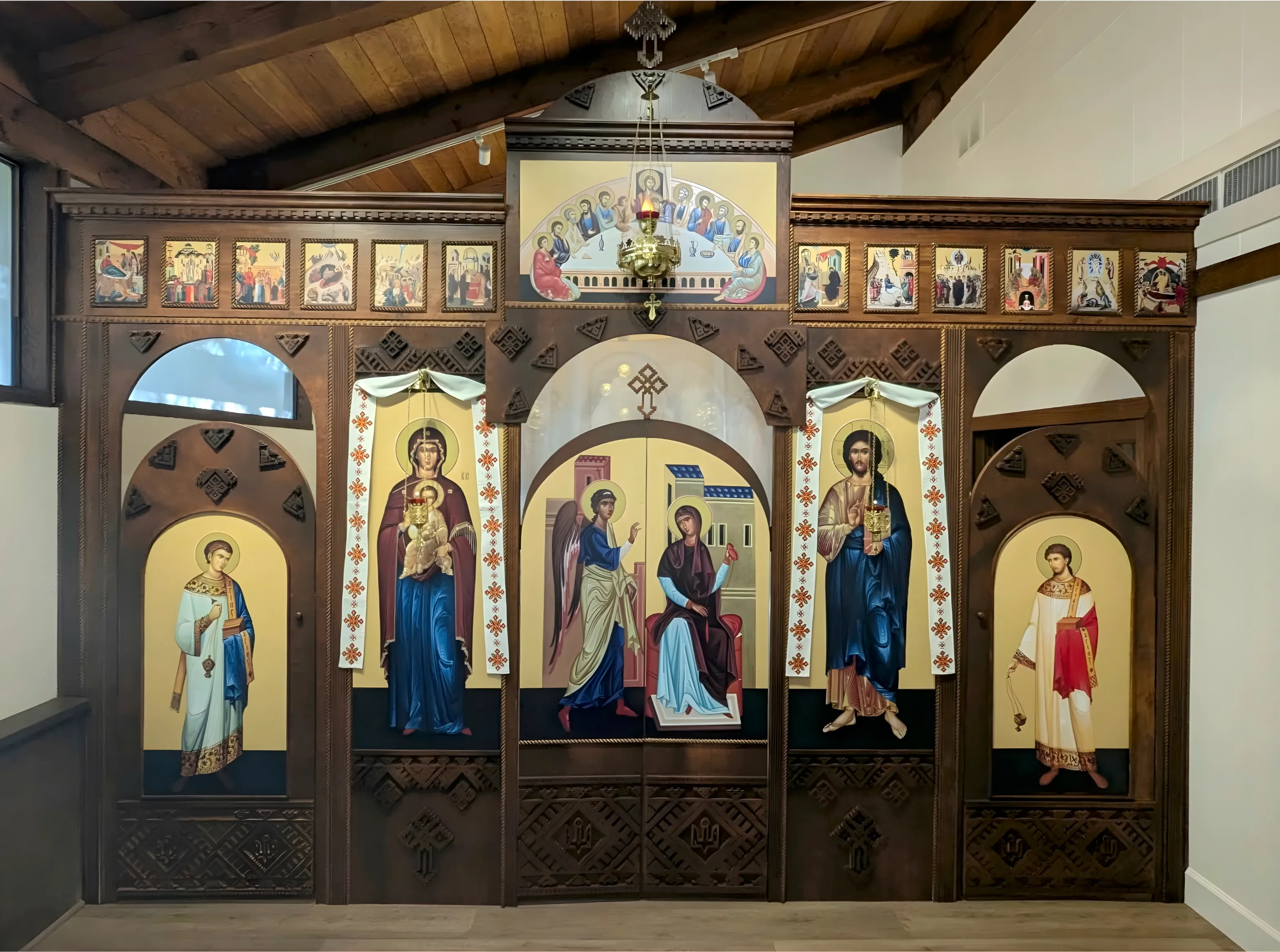 1. Iconostais front.jpeg