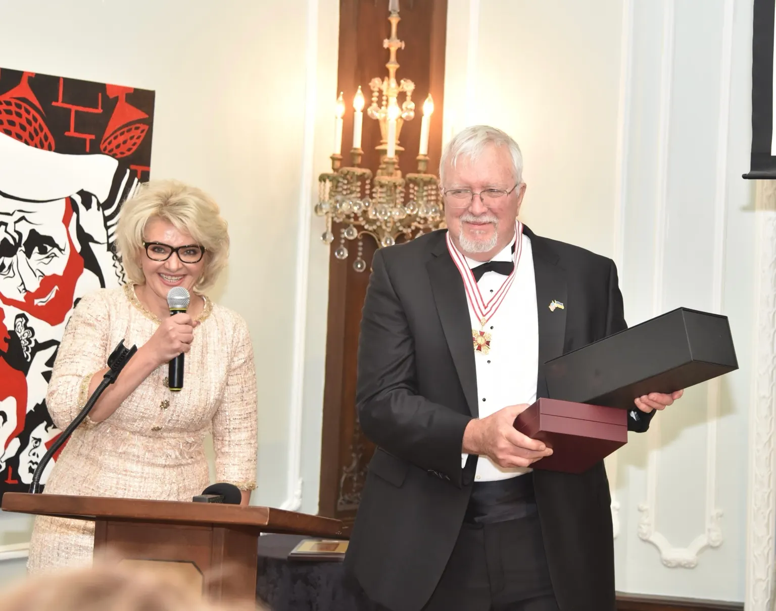 Honoring Those Who Stand with Ukrainian Healthcare: Order of Saint Panteleimon Awards Gala to Be Held in Chicago