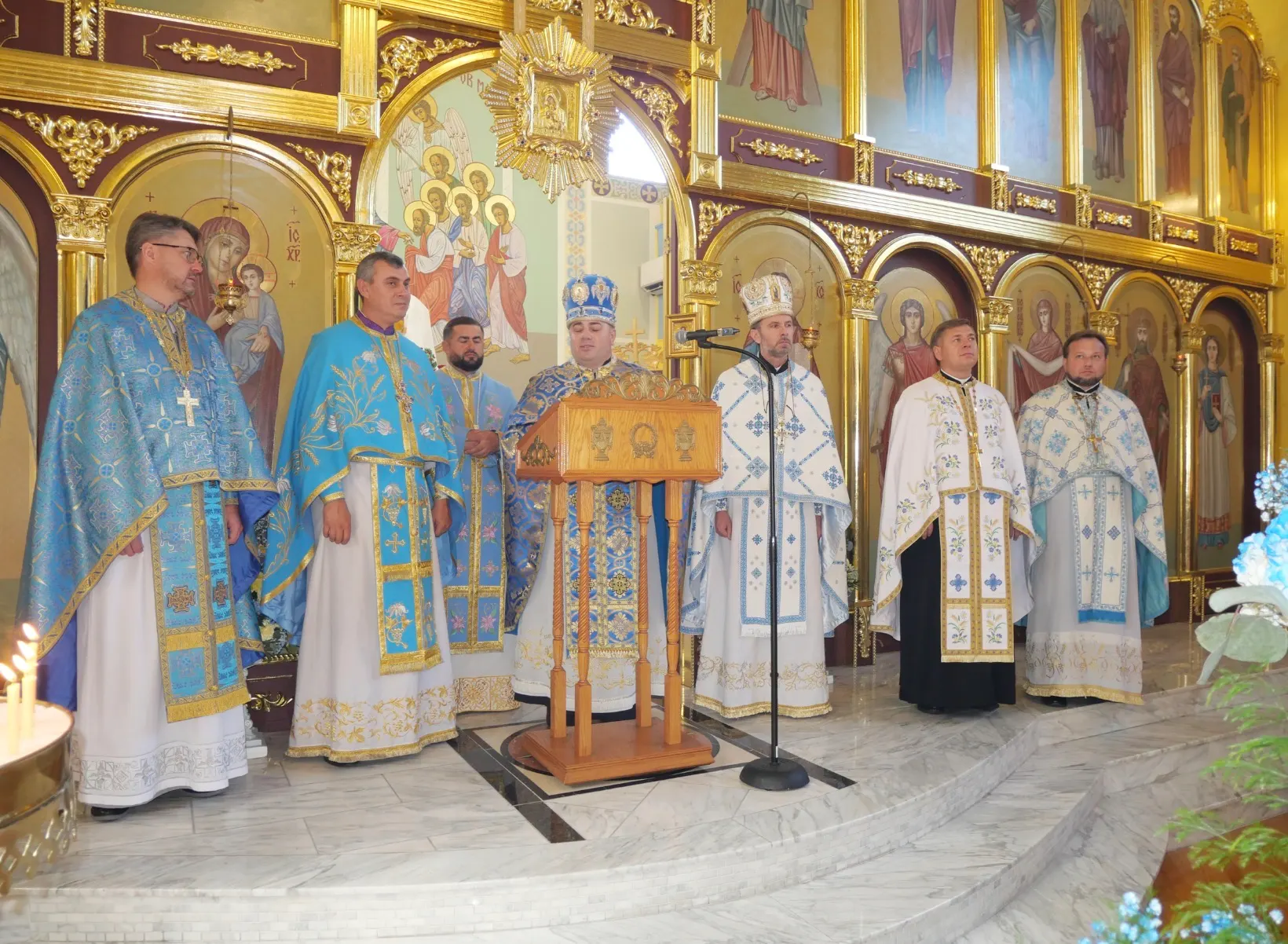Anniversary of the Church that Unites Generations with Love