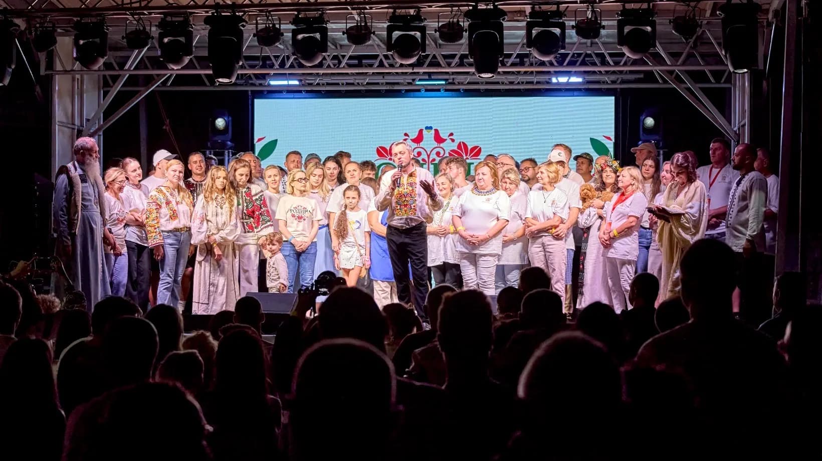 In the warm embrace of the "Rodyna" festival